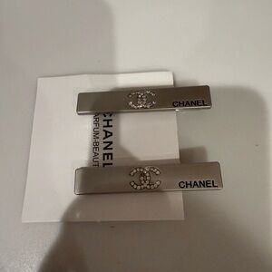 New CHANEL Silver Hair Clips